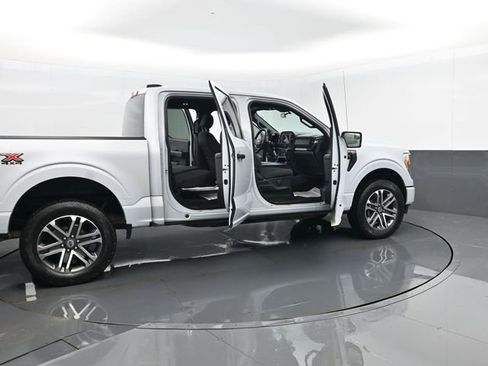 Used 2021 Ford F150 XL w/ STX Appearance Package AWD/4WD image 29