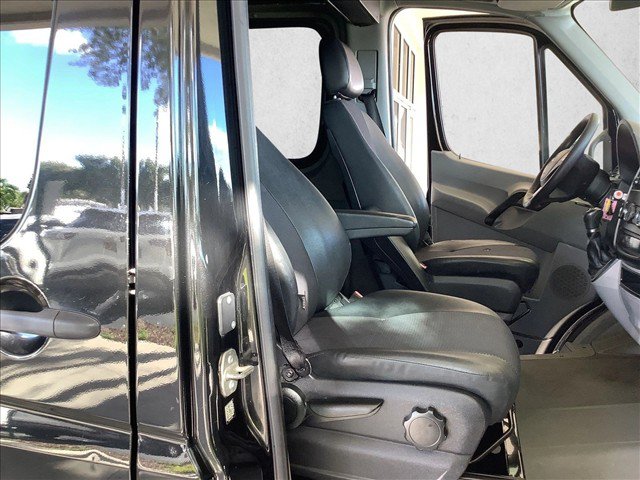 Used 2018 Mercedes-Benz Sprinter 2500 image 13
