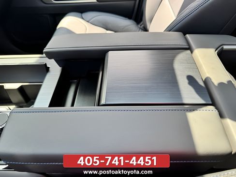 New 2026 Toyota Sequoia Platinum AWD/4WD image 17