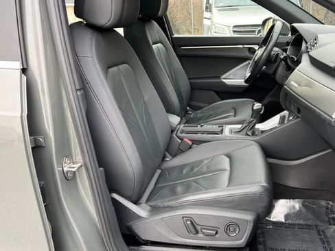 Used 2023 Audi Q3 2.0T Premium image 26