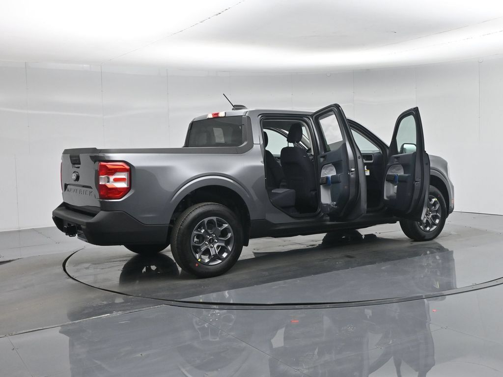 Certified 2026 Ford Maverick XLT FWD image 6