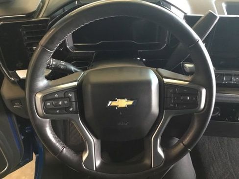 Used 2022 Chevrolet Silverado 1500 LT image 18