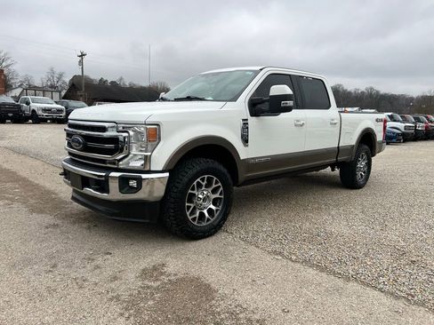 Used 2021 Ford F250 Lariat w/ Lariat Ultimate Package image 4