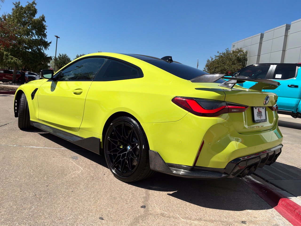 Used 2021 BMW M4 Coupe w/ Executive Package RWD image 8