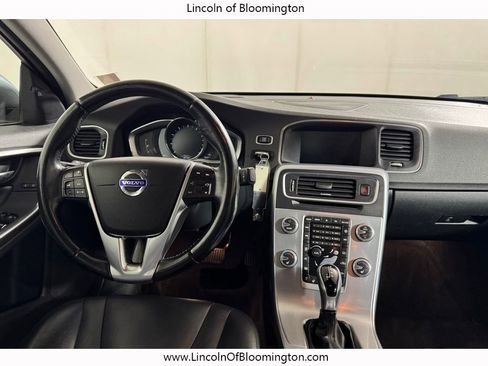 Used 2018 Volvo S60 T5 Inscription w/ Technology Package image 19
