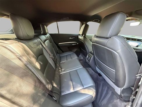 Certified 2022 Cadillac XT4 Premium Luxury w/ Technology Package image 16