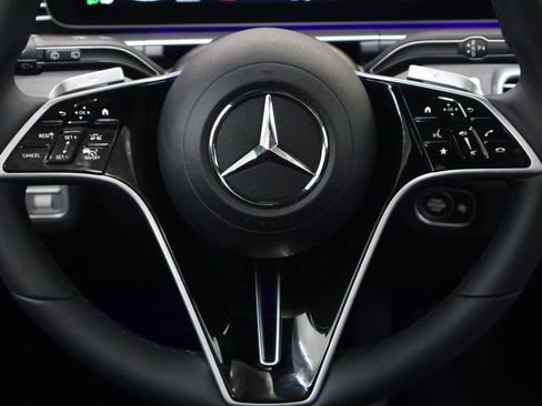 New 2026 Mercedes-Benz GLE 450 4MATIC image 17