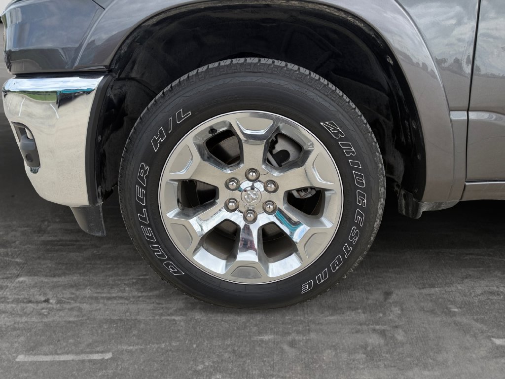 Used 2025 RAM 1500 Big Horn AWD/4WD image 9