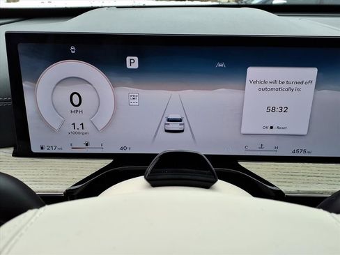 Used 2025 Genesis GV80 3.5T Prestige image 6