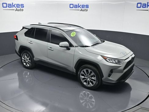 Used 2021 Toyota RAV4 XLE Premium FWD image 47