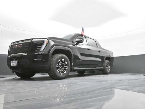 New 2026 GMC Sierra EV Elevation image 31