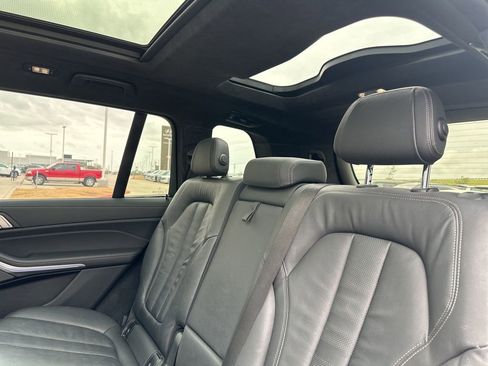 Used 2021 BMW X7 xDrive40i w/ M Sport Package image 14