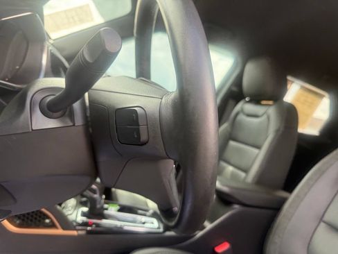 Used 2023 Chevrolet TrailBlazer ACTIV w/ Convenience Package AWD/4WD image 19