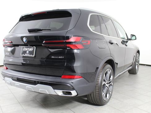 New 2026 BMW X5 sDrive40i w/ Climate Comfort Package image 8