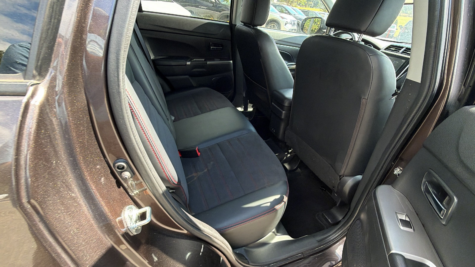 Used 2024 Mitsubishi Outlander Sport AWD image 21