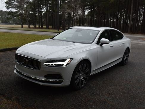 New 2024 Volvo S90 B6 Plus image 7