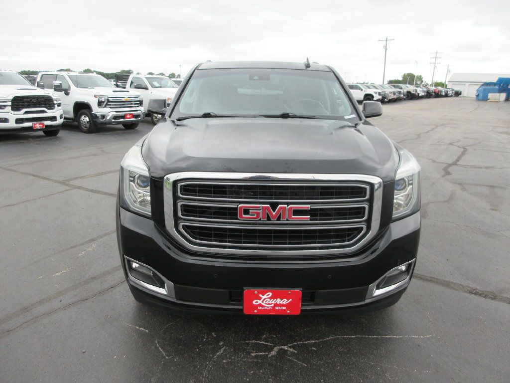 Used 2016 GMC Yukon XL SLT w/ Open Road Package AWD/4WD image 11