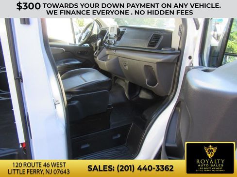 Used 2020 Ford Transit 250 Medium Roof w/ Load Area Protection Package image 21