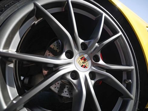 Used 2019 Porsche 718 Cayman GTS image 12