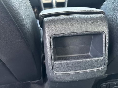 Used 2014 Volkswagen Passat 1.8T Wolfsburg Edition image 35