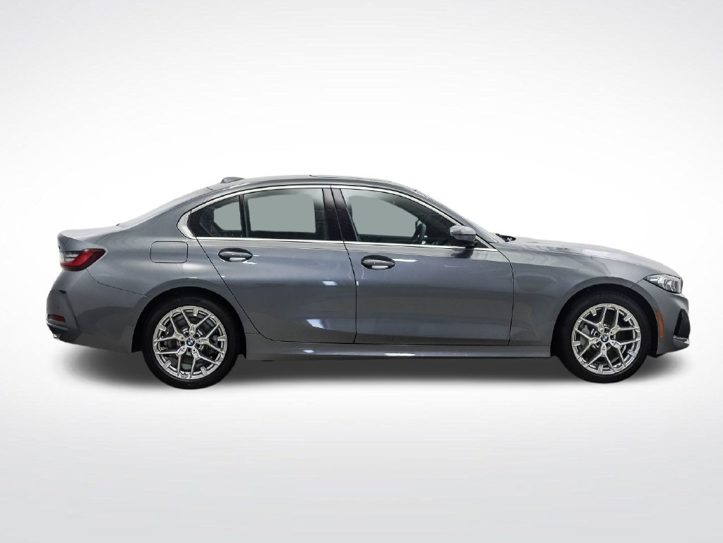 Used 2026 BMW 330i xDrive Sedan w/ Convenience Package AWD/4WD image 6