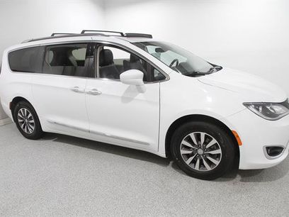 Used 2020 Chrysler Pacifica Touring-L Plus