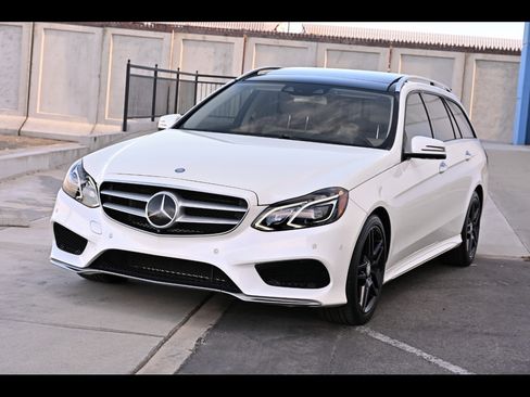 Used 2015 Mercedes-Benz E 350 4MATIC Wagon image 1