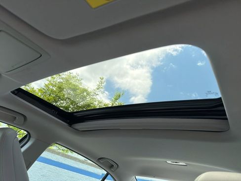 Used 2015 Honda Accord EX-L image 11