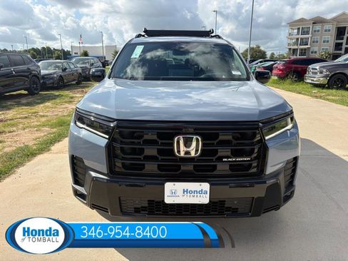 New 2026 Honda Pilot Black Edition image 2