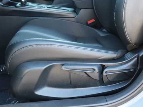 Used 2023 Honda Civic Sport image 11