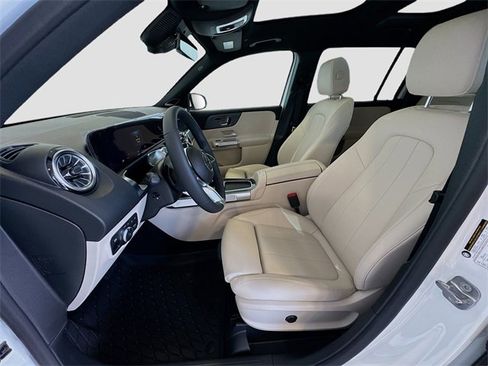 New 2025 Mercedes-Benz GLB 250 GLB 250 image 4