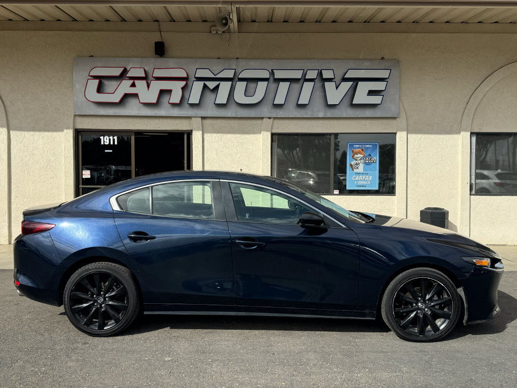 Used 2024 MAZDA MAZDA3 s FWD image 3