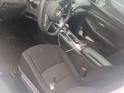 Used 2023 Nissan Sentra SV FWD image 5