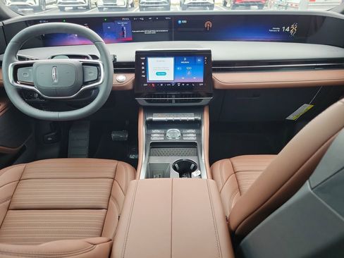 New 2026 Lincoln Nautilus Reserve image 11