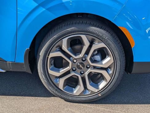 New 2025 Kia Soul EX image 11