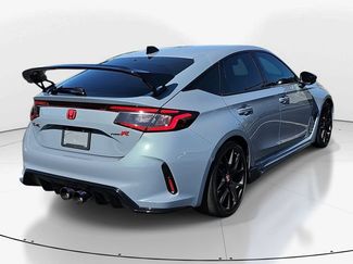Used 2023 Honda Civic Type R video 3