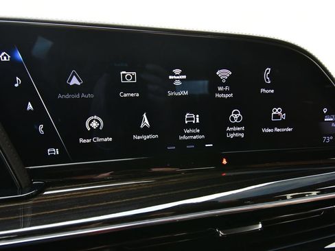 Used 2023 Cadillac Escalade Premium Luxury AWD/4WD image 26
