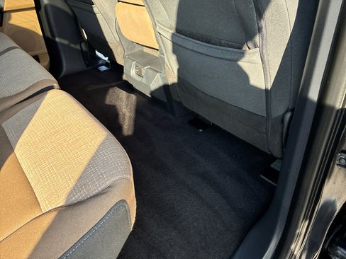 Used 2022 Ford F150 XLT image 37