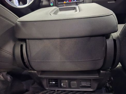 Used 2020 GMC Sierra 1500 Elevation w/ Elevation Value Package AWD/4WD image 40