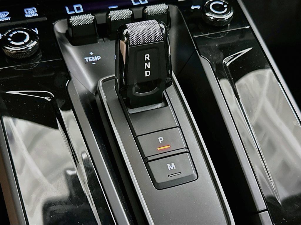 Certified 2026 Porsche 911 Carrera GTS RWD image 18