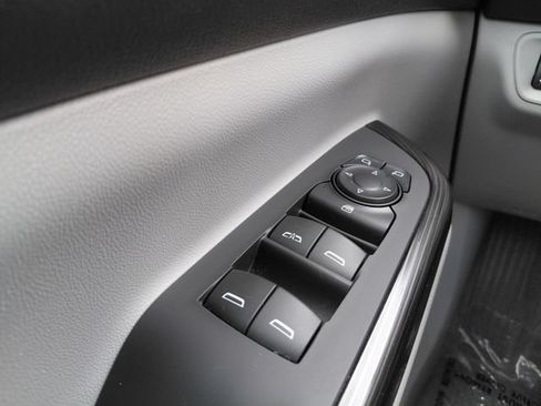 Used 2018 GMC Acadia SLT FWD image 24