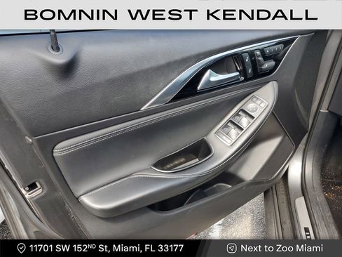 Used 2019 INFINITI QX30 Sport w/ Cargo Package image 18