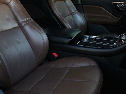 Used 2020 Lincoln Aviator Reserve w/ Equipment Group 201A image 39