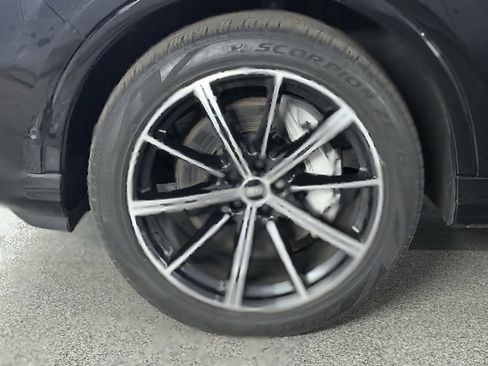 Used 2022 Audi Q7 3.0T Premium Plus w/ Premium Plus Package image 18