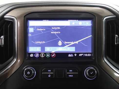 Used 2019 Chevrolet Silverado 1500 High Country w/ Technology Package image 35