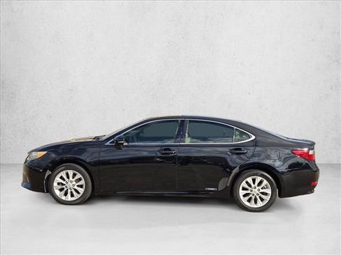 Used 2015 Lexus ES 300h image 8