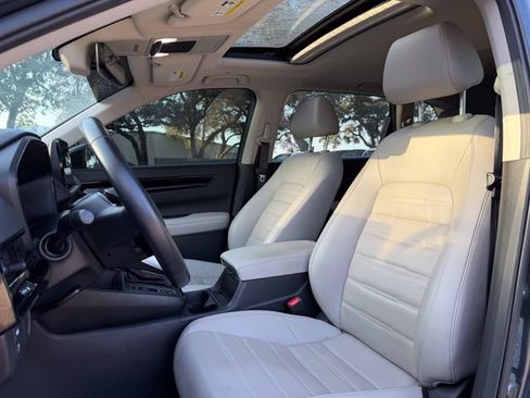 Used 2025 Honda CR-V EX-L image 7