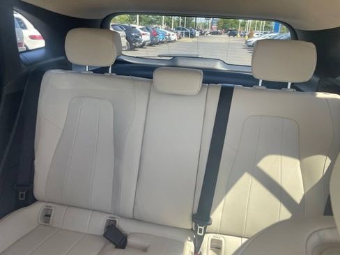 Used 2021 Mercedes-Benz GLA 250 4MATIC image 12