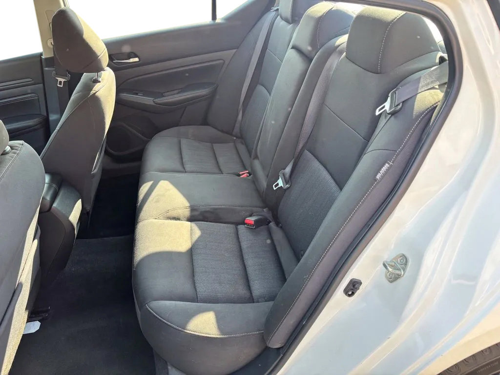 Used 2019 Nissan Altima 2.5 S FWD image 23