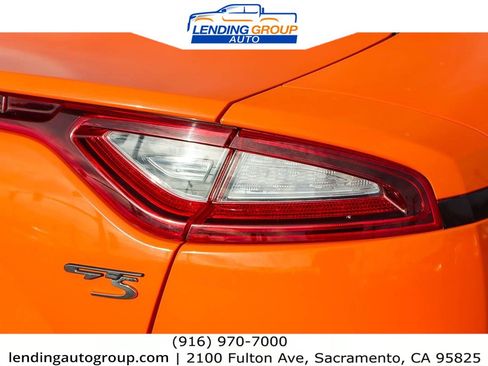 Used 2019 Kia Stinger GTS image 8